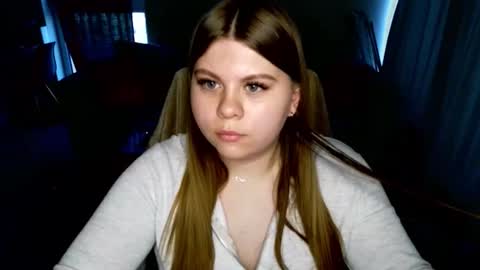 Snapshot of abbyvibe chatting on 4, 11, 2025 abbyvibe online show from 4, 11, 2025