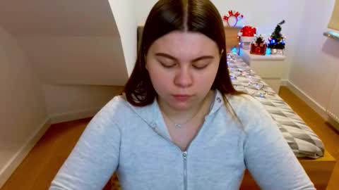 Snapshot of abbyvibe chatting on 23, 12, 2025 abbyvibe online show from 23, 12, 2025