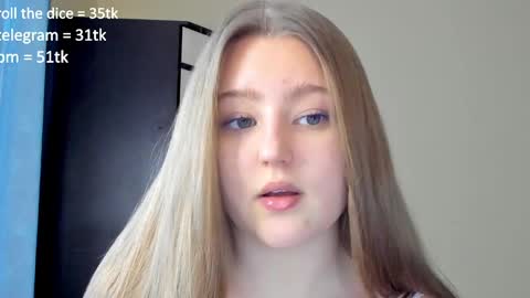 Snapshot of abbywyte chatting on 11, 1, 2025 Abby Stream at Sat Sun Mon Fri online show from 11, 1, 2025