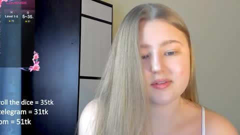 Snapshot of abbywyte chatting on 22, 2, 2025 Abby Stream at Sat Sun Mon Fri online show from 22, 2, 2025