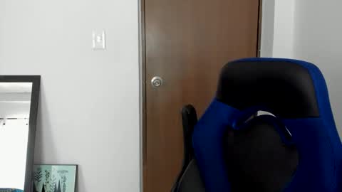 Independence model AbelAsburgo online show from 10, 1, 2025