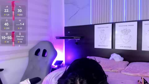 abella_as_ online show from 28, 11, 2025