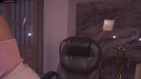  Abella  online show from 28, 10, 2025