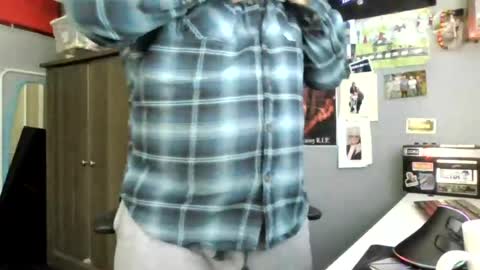 Snapshot of abennett76 chatting on 24, 6, 2026 AJ online show from 24, 6, 2026