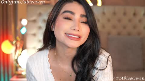 Snapshot of abie_owen chatting on 14, 12, 2024 abie_owen online show from 14, 12, 2024