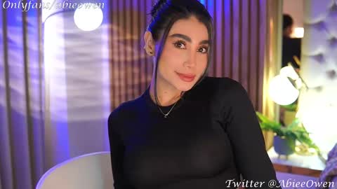 Snapshot of abie_owen chatting on 19, 2, 2025 abie_owen online show from 19, 2, 2025