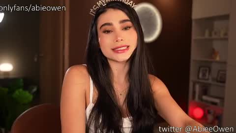 abie_owen online show from 6, 4, 2026