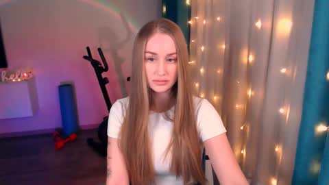 Anna online show from 14, 2, 2025