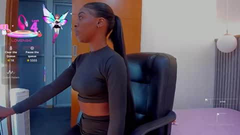 Snapshot of abigail_montoya chatting on 29, 9, 2025 Abigail online show from 29, 9, 2025