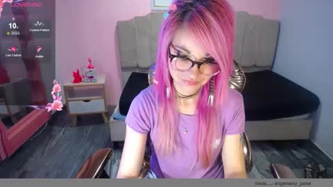 abril_ch_ online show from 24, 10, 2025