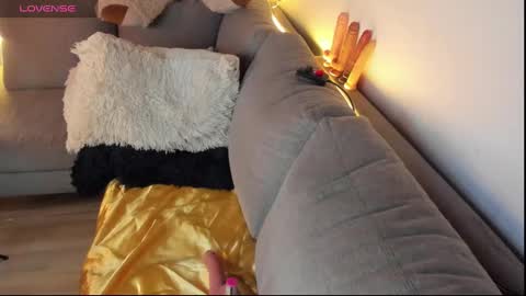 Snapshot of abril_dash chatting on 13, 2, 2025 Abril online show from 13, 2, 2025