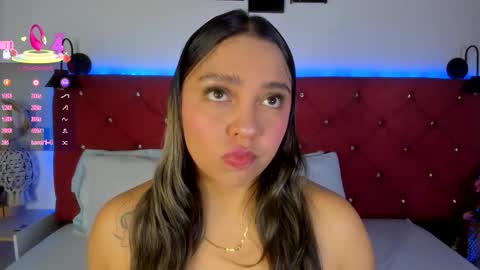 abril_gomez_11 online show from 16, 12, 2025