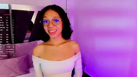 Abril  online show from 3, 3, 2025