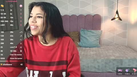 Snapshot of abril_matthews chatting on 24, 12, 2024 ABRIL MATTHEWS online show from 24, 12, 2024