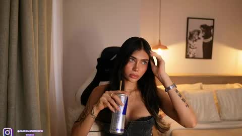 Snapshot of abril_w18 chatting on 20, 5, 2026 My name is Alexa. Please say hello I like to chat with you. If you have requests please use tip online show from 20, 5, 2026