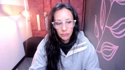 ABRIL online show from 7, 11, 2025