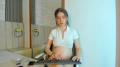 Natalia online show from 19, 4, 2026