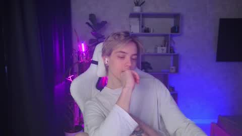 Snapshot of abslut chatting on 14, 12, 2025 Nick online show from 14, 12, 2025