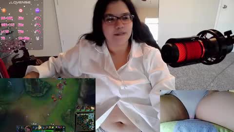 Snapshot of achubbygummy chatting on 24, 4, 2026 AChubbyGummy online show from 24, 4, 2026