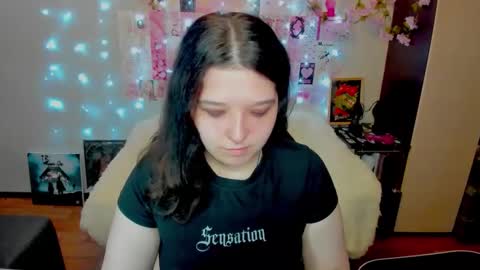 Snapshot of acid_kate chatting on 7, 5, 2026 Kate online show from 7, 5, 2026