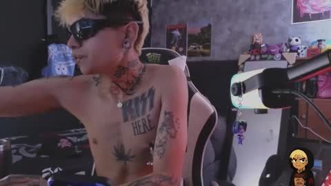 Snapshot of acidmilo chatting on 9, 2, 2026 Acid Milo online show from 9, 2, 2026