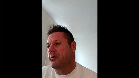 acrossroad789 online show from 24, 4, 2026