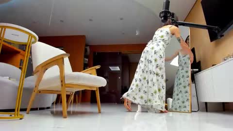 Snapshot of adagrand chatting on 18, 10, 2025 Ada online show from 18, 10, 2025