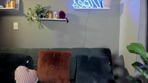 Snapshot of adahara_miller chatting on 14, 10, 2025 Adahara online show from 14, 10, 2025