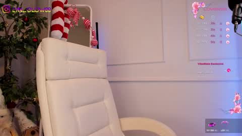 Snapshot of adalyn_glow chatting on 5, 12, 2024 Adalyn online show from 5, 12, 2024