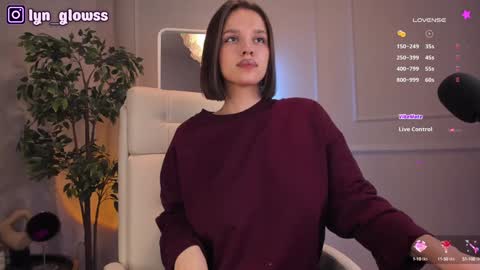 Snapshot of adalyn_glow chatting on 19, 1, 2025 Adalyn online show from 19, 1, 2025