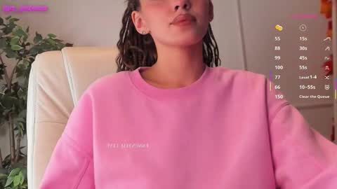 Snapshot of adalyn_glow chatting on 24, 10, 2025 Adalyn online show from 24, 10, 2025