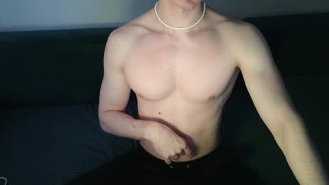 Snapshot of adam21boy chatting on 19, 4, 2026 Adam online show from 19, 4, 2026