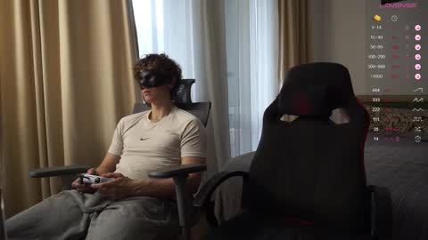 Adam online show from 16, 9, 2025