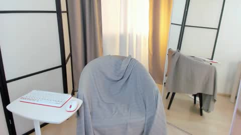 Snapshot of adam__youn chatting on 1, 4, 2026 Adam online show from 1, 4, 2026