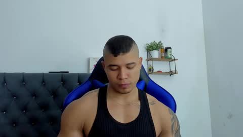 adam boss online show from 16, 10, 2025