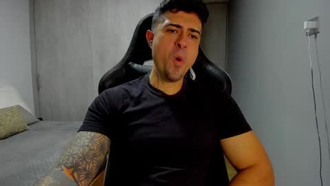 adam clarke online show from 17, 1, 2025