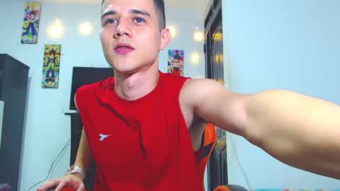 adam hot11 online show from 17, 3, 2026