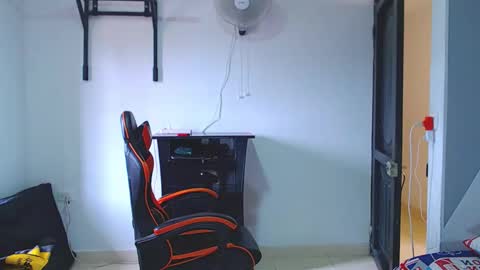 Snapshot of adam_hot11 chatting on 28, 5, 2026 adam hot11 online show from 28, 5, 2026