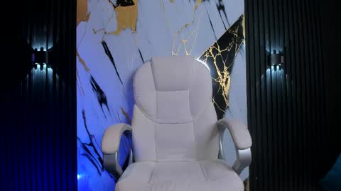 adam_piarse online show from 25, 2, 2025