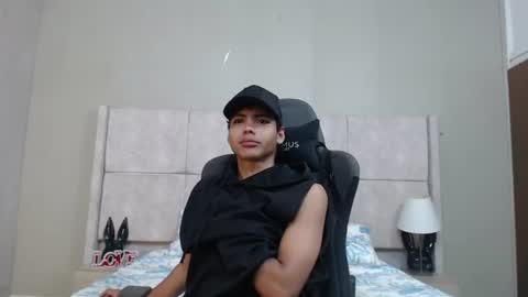adam_piarse online show from 31, 7, 2026