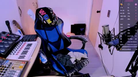 Snapshot of adam_rocket chatting on 29, 1, 2025  Adam online show from 29, 1, 2025