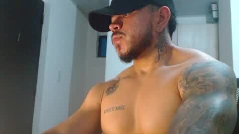 adam shilder7 online show from 30, 5, 2026
