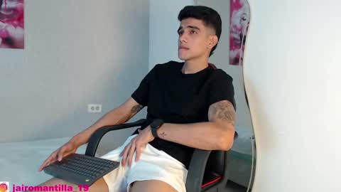 Hello guys excuse my absence I will be absent for several days for health reasons I hope you understand thank you very much. online show from 18, 2, 2025