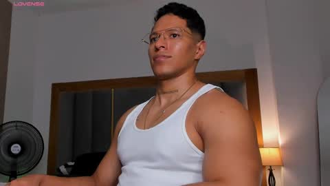 adambrocs1 online show from 1, 3, 2025