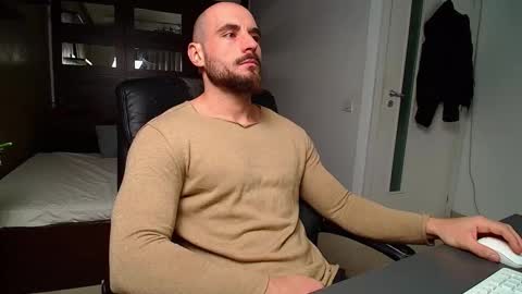 Snapshot of adamjameson chatting on 19, 2, 2025 AdamJameson online show from 19, 2, 2025