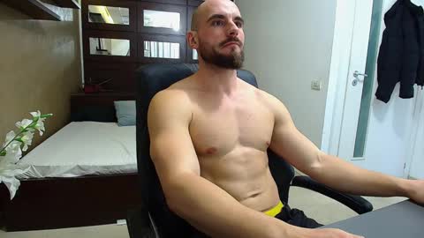 Snapshot of adamjameson chatting on 19, 2, 2025 AdamJameson online show from 19, 2, 2025