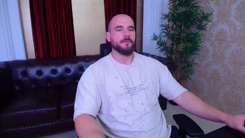 Snapshot of adamjameson chatting on 9, 10, 2025 AdamJameson online show from 9, 10, 2025