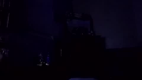 adamllamas online show from 18, 10, 2025