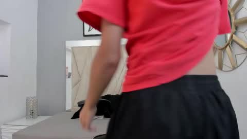 Snapshot of adams_bobby chatting on 5, 12, 2025 Adams Bobby online show from 5, 12, 2025