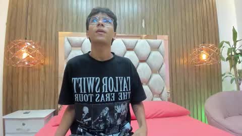 Snapshot of adams_bobby chatting on 17, 1, 2026 Adams Bobby online show from 17, 1, 2026